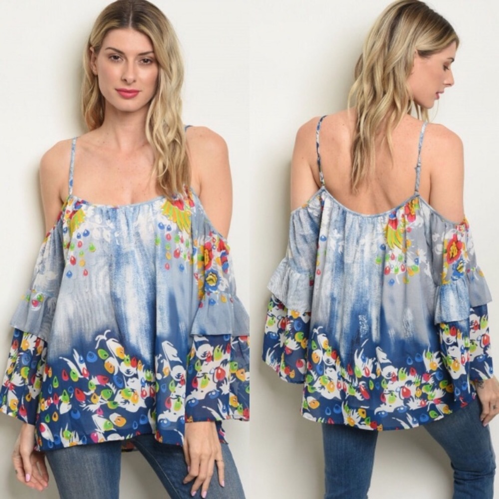 NWT Bellbottom Blouse